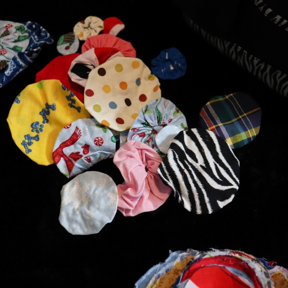 Deluxe Tote Organizer Bag Craft Storage Travek Bag w/ Fabrics/Crafts Included - Picture 11 of 11